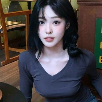 晨雾里的站台